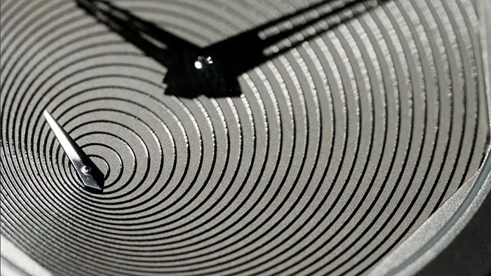 Tadao Ando navrhl pro Bvlgari limitovanou edici hodinek Octo Finissimo