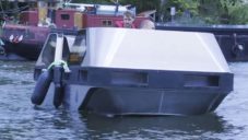Vědci z MIT navrhli robotickou loď Roboat pro plavební kanály v Amsterdamu