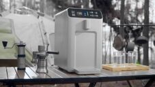 DrinkingWater je malé domácí zařízení dělající minerální vodu ze vzduchu
